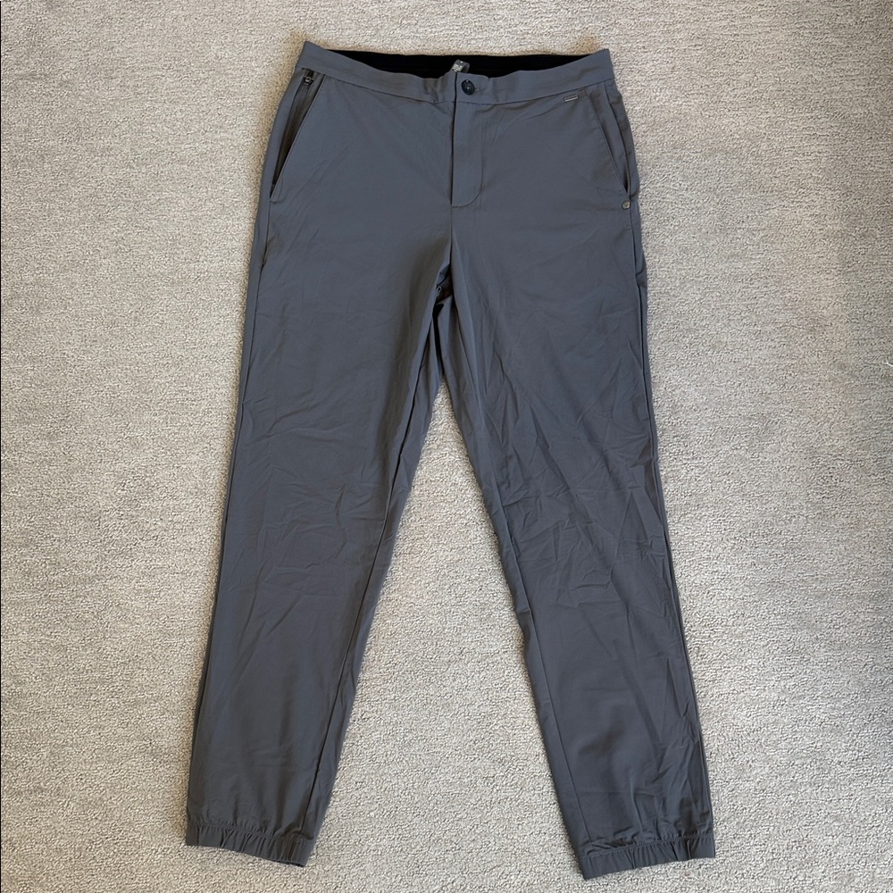 Men's Gray Vuori Fleet Jogger Pants